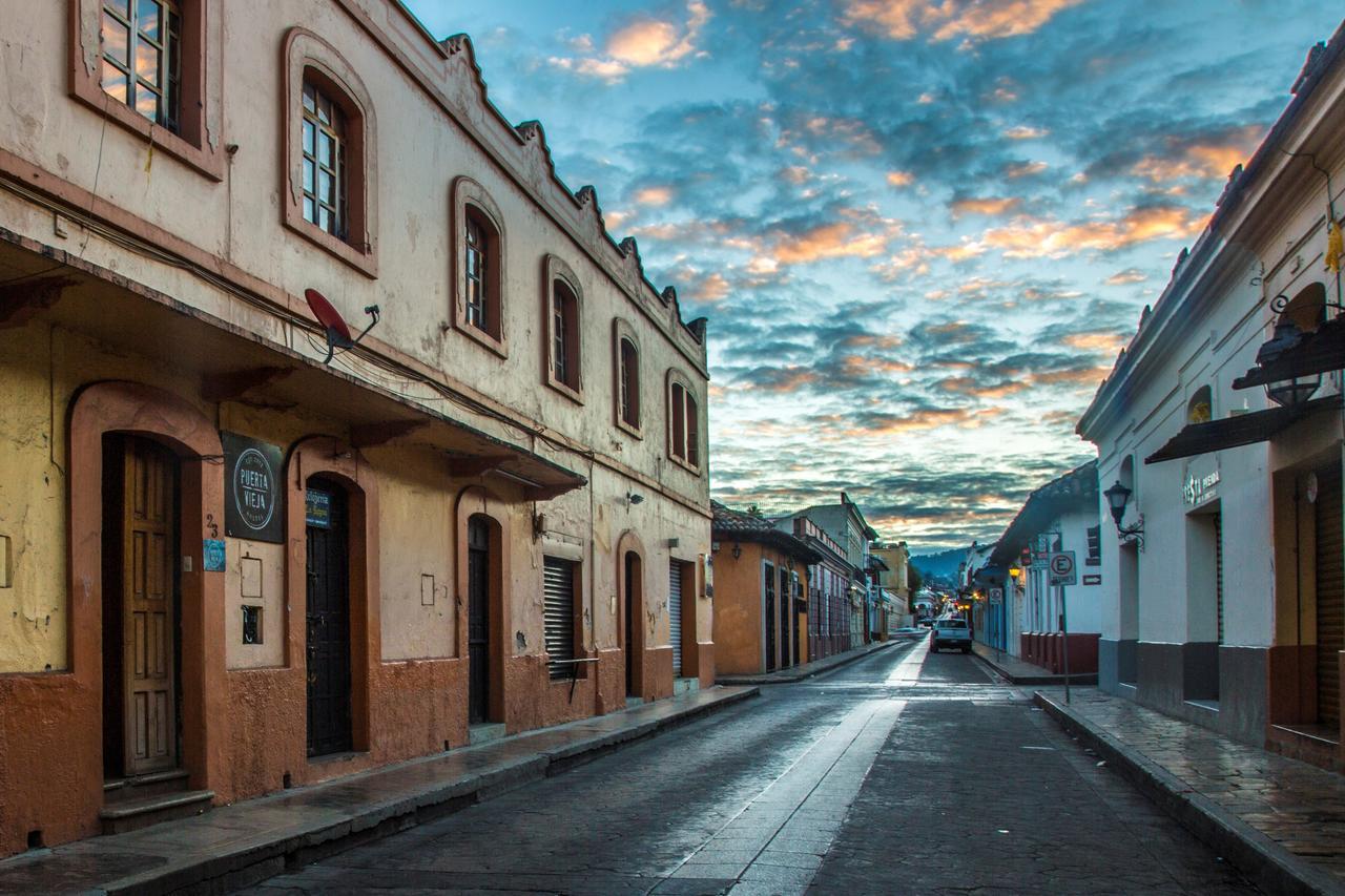 Puerta Vieja Hostel San Cristóbal de Las Casas Eksteriør bilde